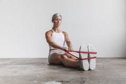 4T8N641064 halter crop tank Nobull