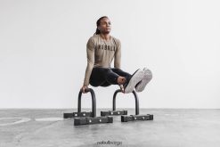 4T8N641139 langermet t-skjorte Nobull