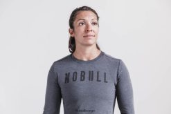 4T8N641143 langermet t-skjorte Nobull