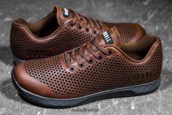 4T8N6426 trener i kaffegrå skinn Nobull